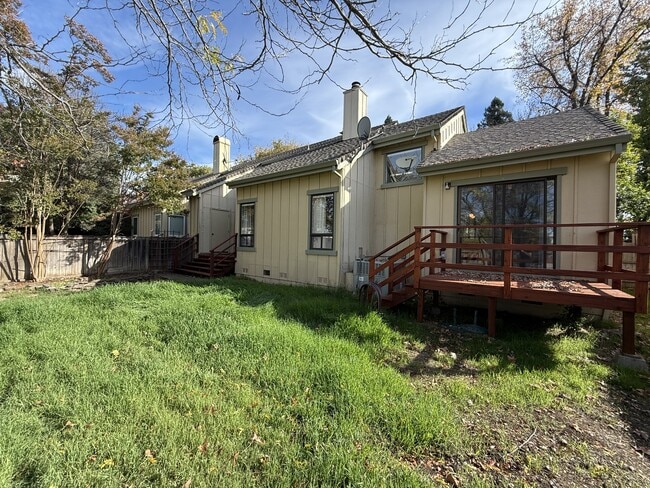 Building Photo - 21 Alameda Park Cir