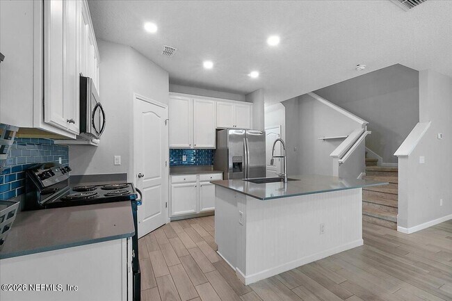 Building Photo - 12658 Josslyn Ln