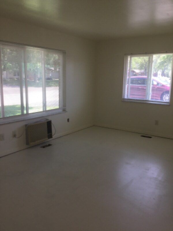 Building Photo - 4647 Croftshire Dr