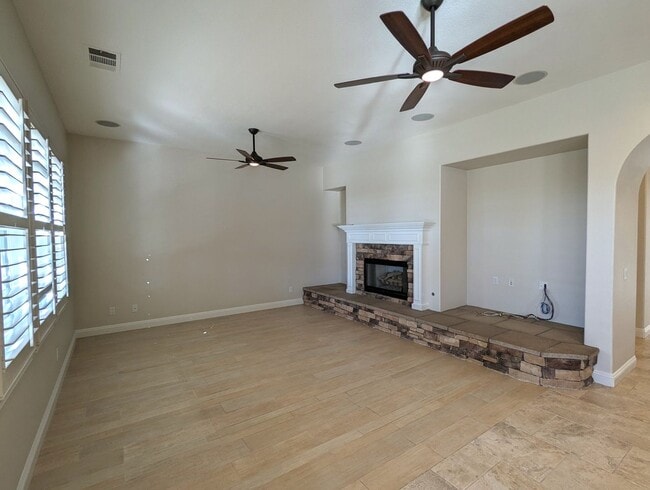 Building Photo - 6217 Alverton Dr