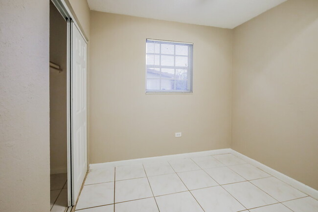 Building Photo - 7311 Miramar Pkwy