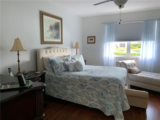 Building Photo - 200 Grand Royale Cir