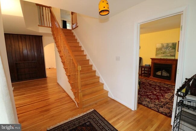 Building Photo - 6113 Dunleer Ct