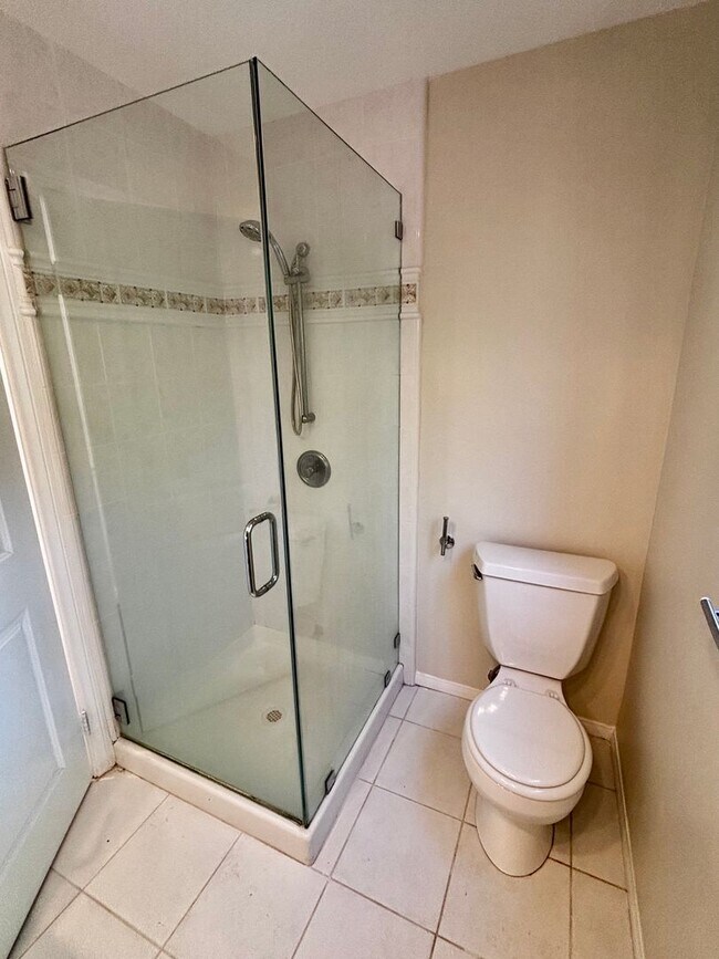 Building Photo - Beautiful La Jolla Alta Home! 50% off Firs...