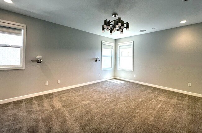 Building Photo - Civita/Apex – Luxury 3BR 3.5BA, Valley Vie...