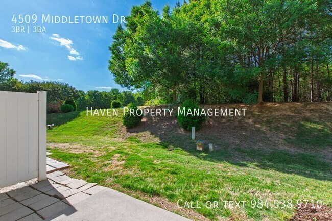 Building Photo - 4509 Middletown Dr