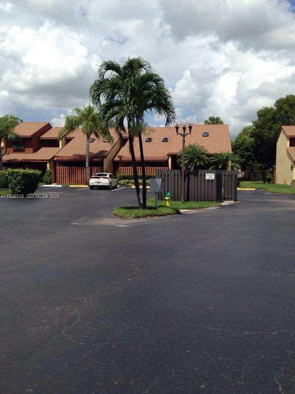 Primary Photo - 405 SE 14th St