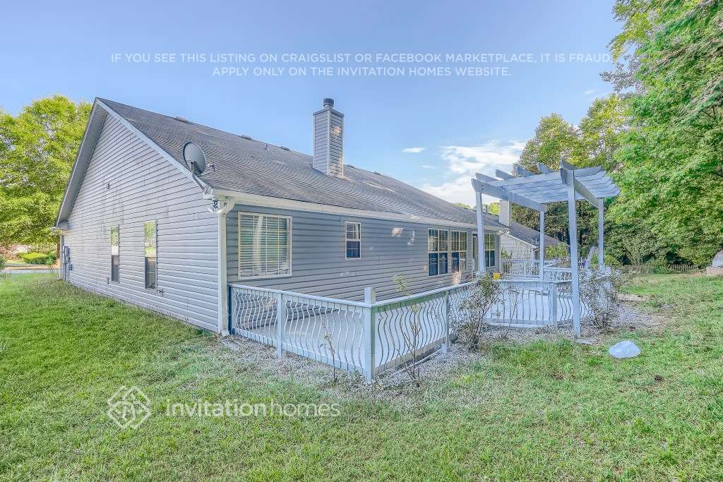 Building Photo - 2373 Cove Lake Way
