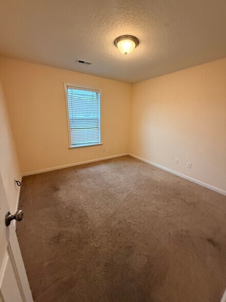 Building Photo - 6 Nautical Dr
