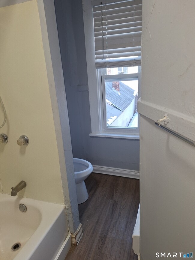 Building Photo - 199 Saltonstall Ave