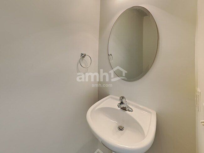 Building Photo - 11912 Cheviott Hill Ln