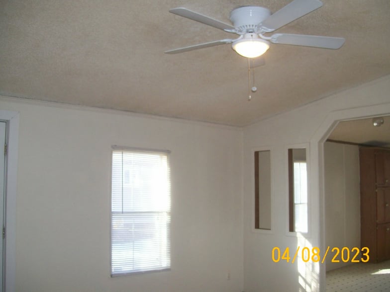 Building Photo - 4282 US Hwy 89 S