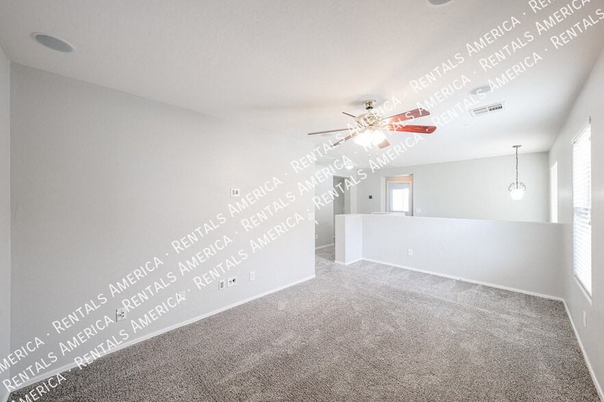 Building Photo - 4563 E Oxford Ln