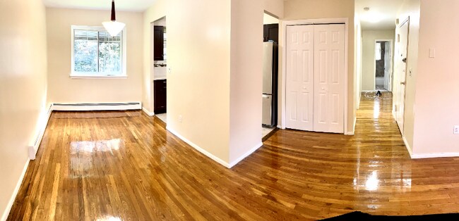 Building Photo - 3600 Harper Ave