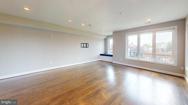 Building Photo - 3585 13th St NW