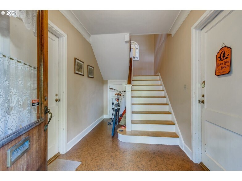Front Stairwell - 1223 NE Schuyler St
