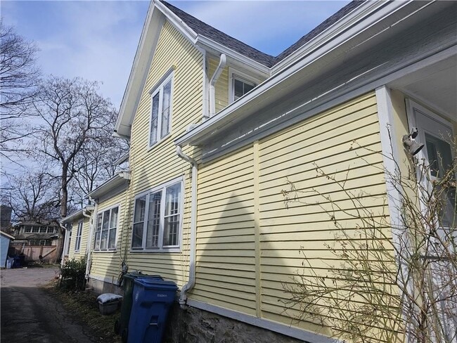 Building Photo - 9 Rowley St