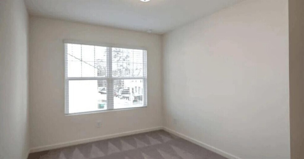 Building Photo - 3180 Delancy St