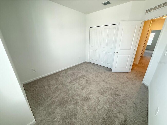 Building Photo - 2611 Skyline Lp