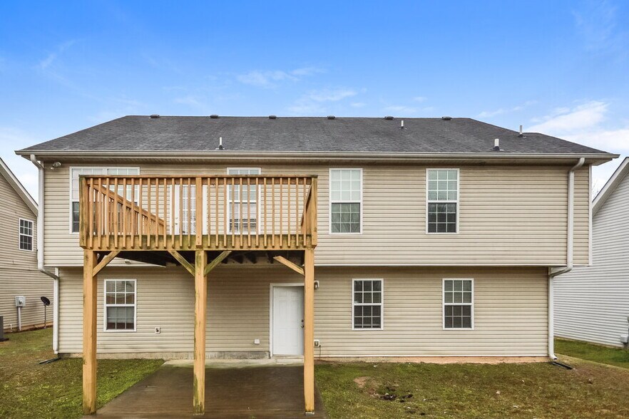 Building Photo - 2331 Temple View Ct