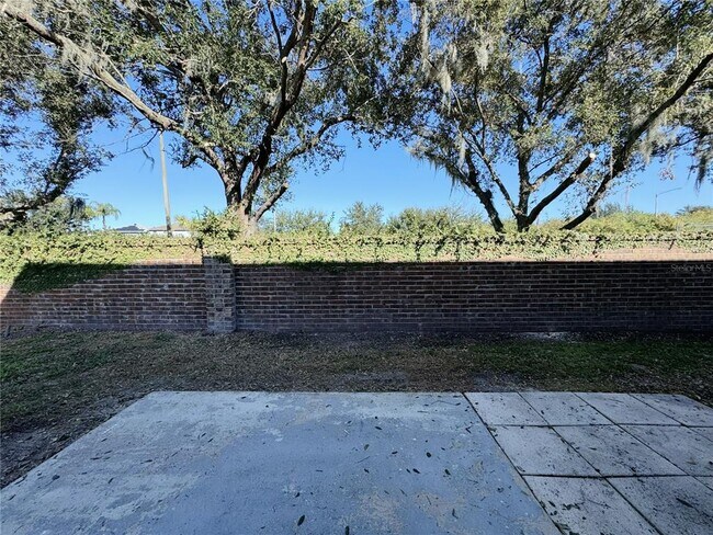 Building Photo - 760 Cresting Oak Cir