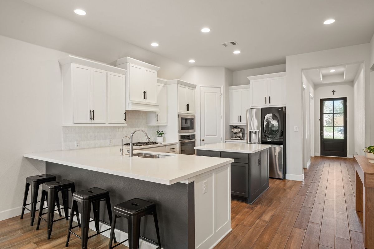 Building Photo - 343 Eagle Ford Dr