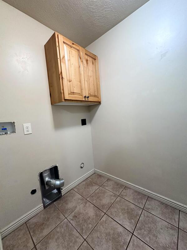 Building Photo - 722 W 350 N