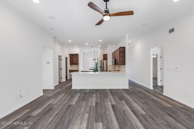 Building Photo - 737 Hazelmoor Ln