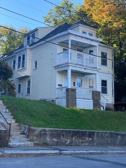 Building Photo - 112 Blaisdell St