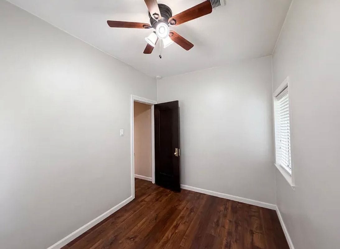 Building Photo - 231 22nd St