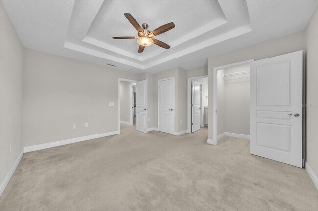 Building Photo - 3027 W Spruce St