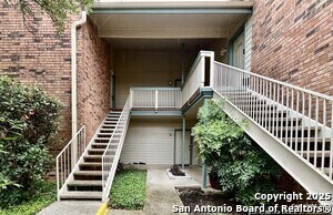 Building Photo - 4839 Brandeis St