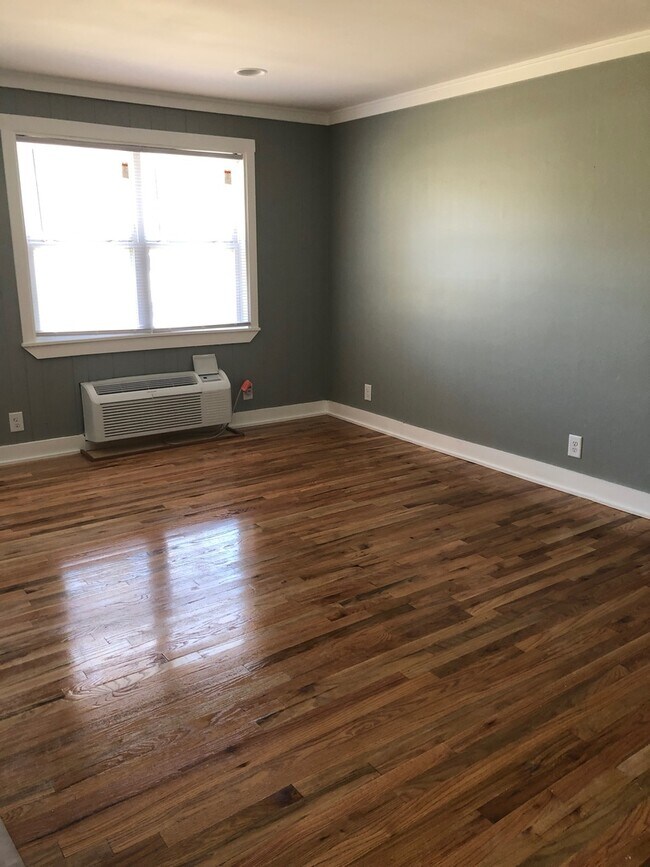 Building Photo - 908 Berkeley St