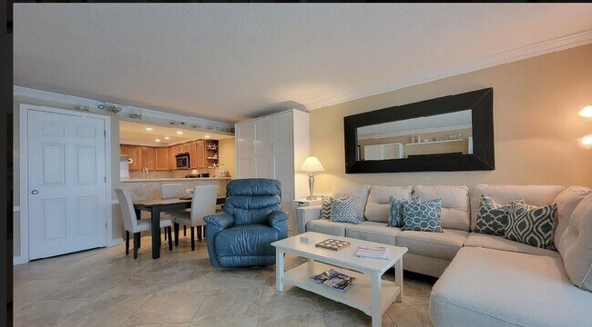 Building Photo - Views! Gorgeous, upgraded penthouse condo at The Breakers