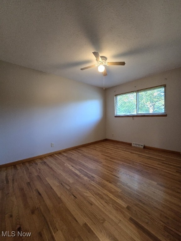 Building Photo - 24387 Lebern Dr