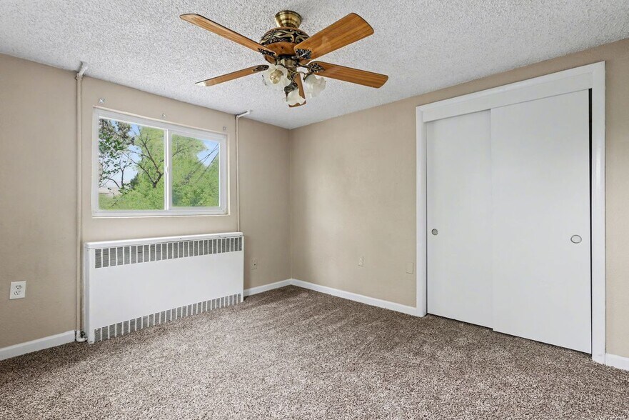 Building Photo - 1117 Cooper Ave