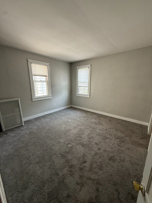 Building Photo - 1363 Capouse Ave