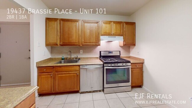Building Photo - 19437 Brassie Pl