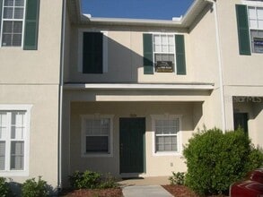 Building Photo - 13015 Kings Crossing Dr