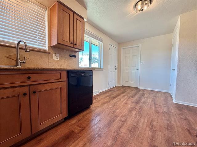 Building Photo - 4683 Holland St