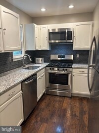Building Photo - 1318 Alderton Ln