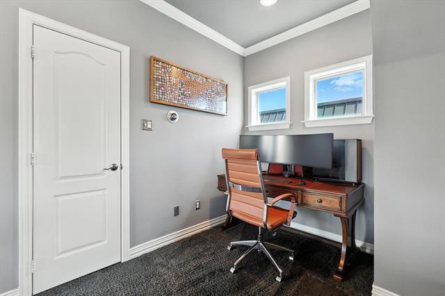 Building Photo - 1500 Pecos St