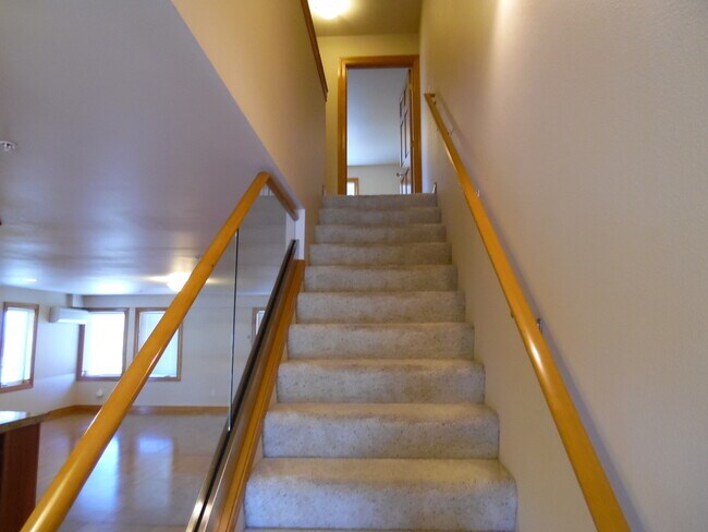 Building Photo - 3706 Portage Ln
