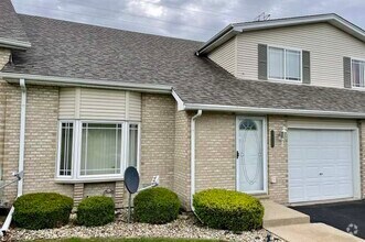 Building Photo - 2033 Manico Ct