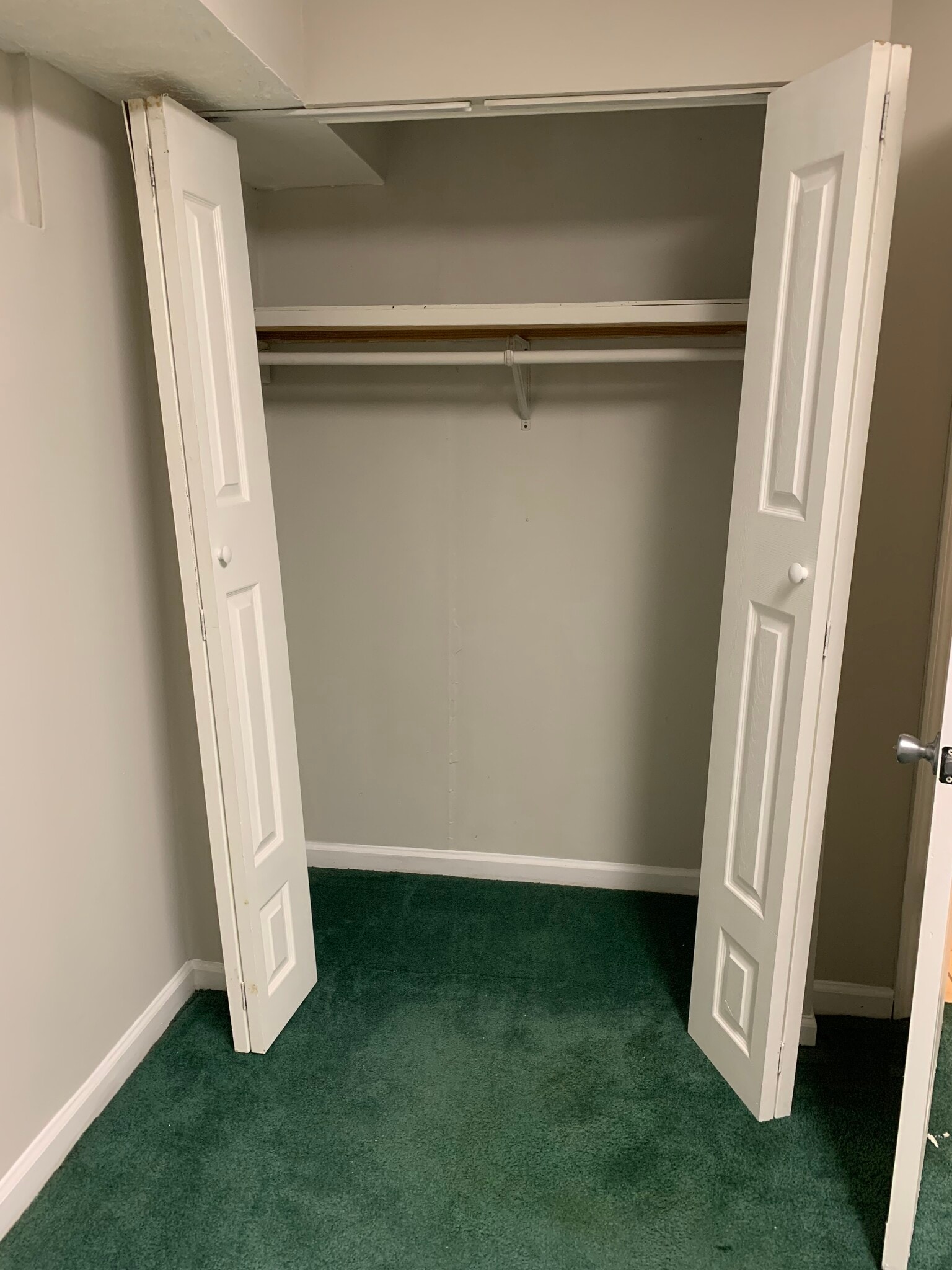 Building Photo - 1868 Stonebrook Way