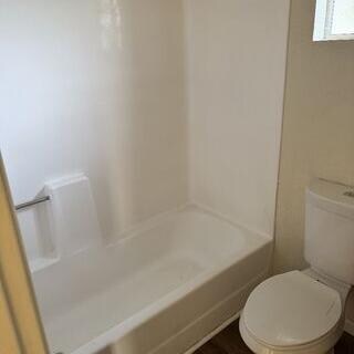 Building Photo - 8716 Ildica St