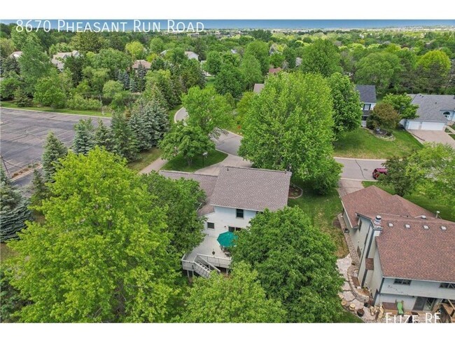 Building Photo - 8670 Pheasant Run Rd