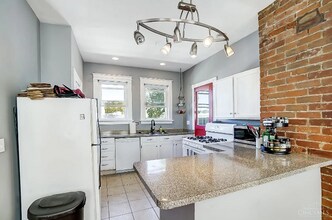 Building Photo - 3766 Isabella Ave