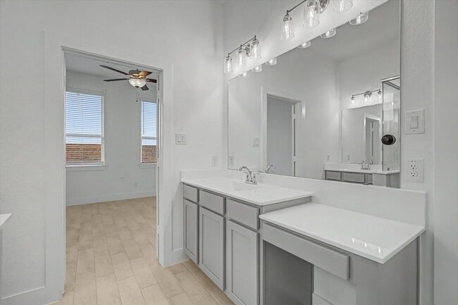 Building Photo - 21138 Garden Palm Dr