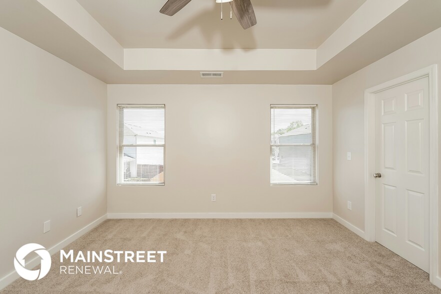 Building Photo - 5726 Cheshire Cove Cir